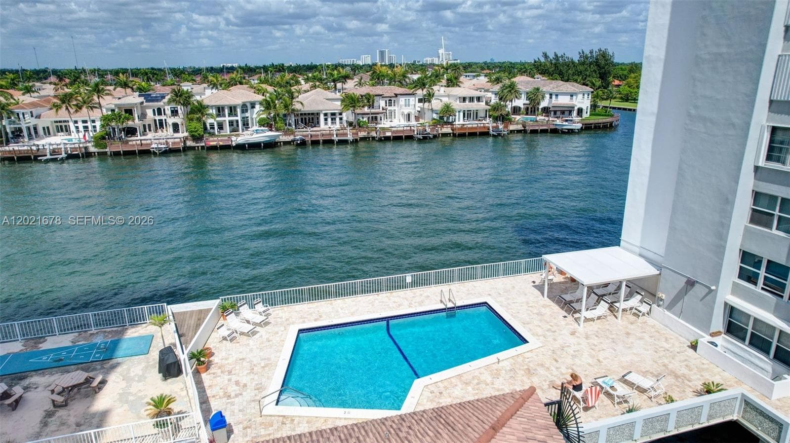 1400 S Ocean Dr 1001 photo 19