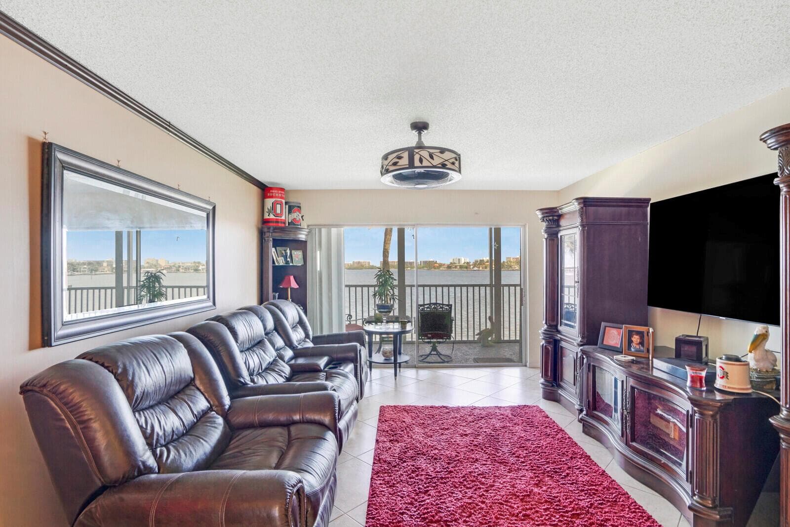 100 Waterway Drive S #209 4