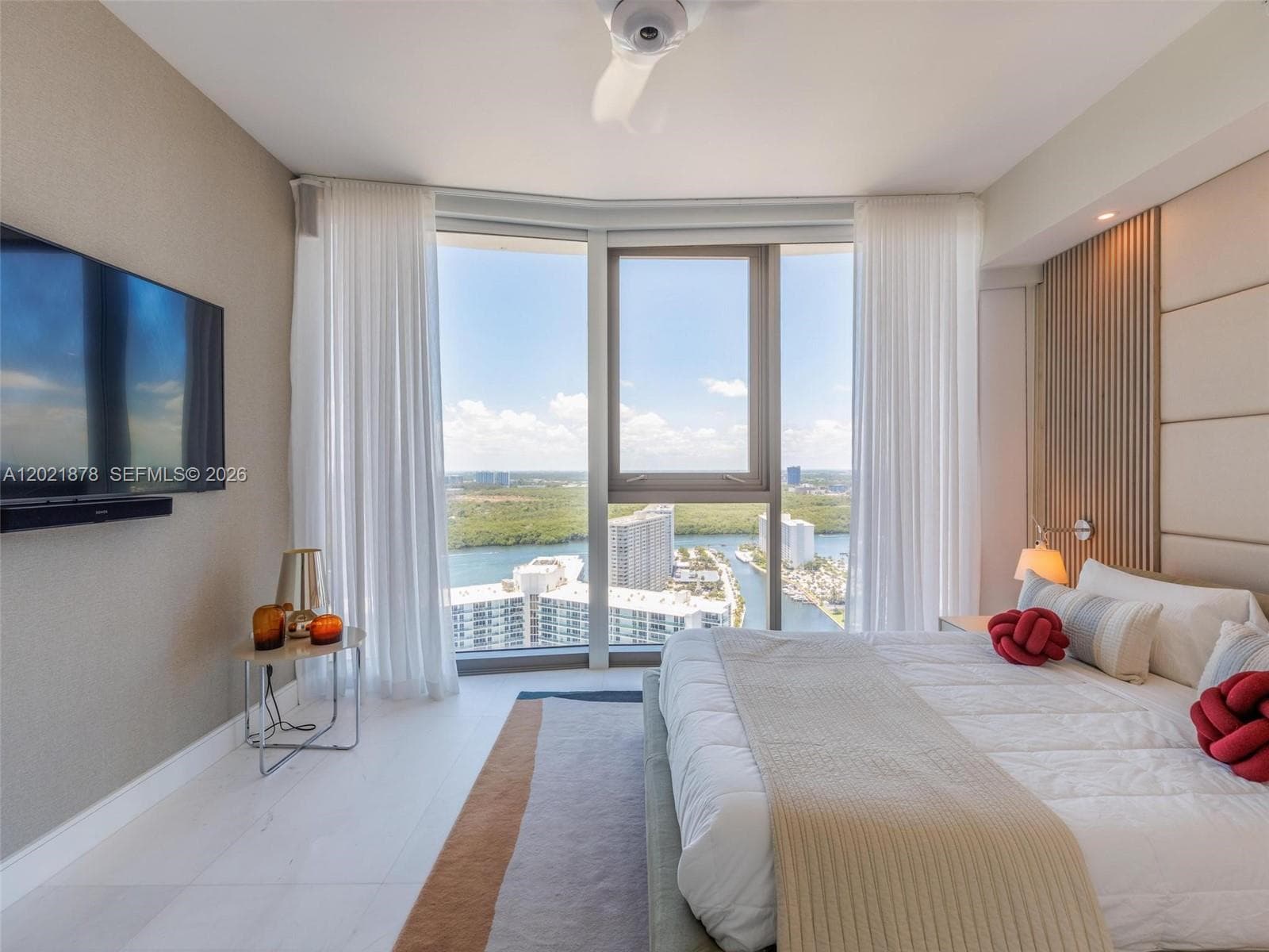 15701 Collins ave 3001 photo 8