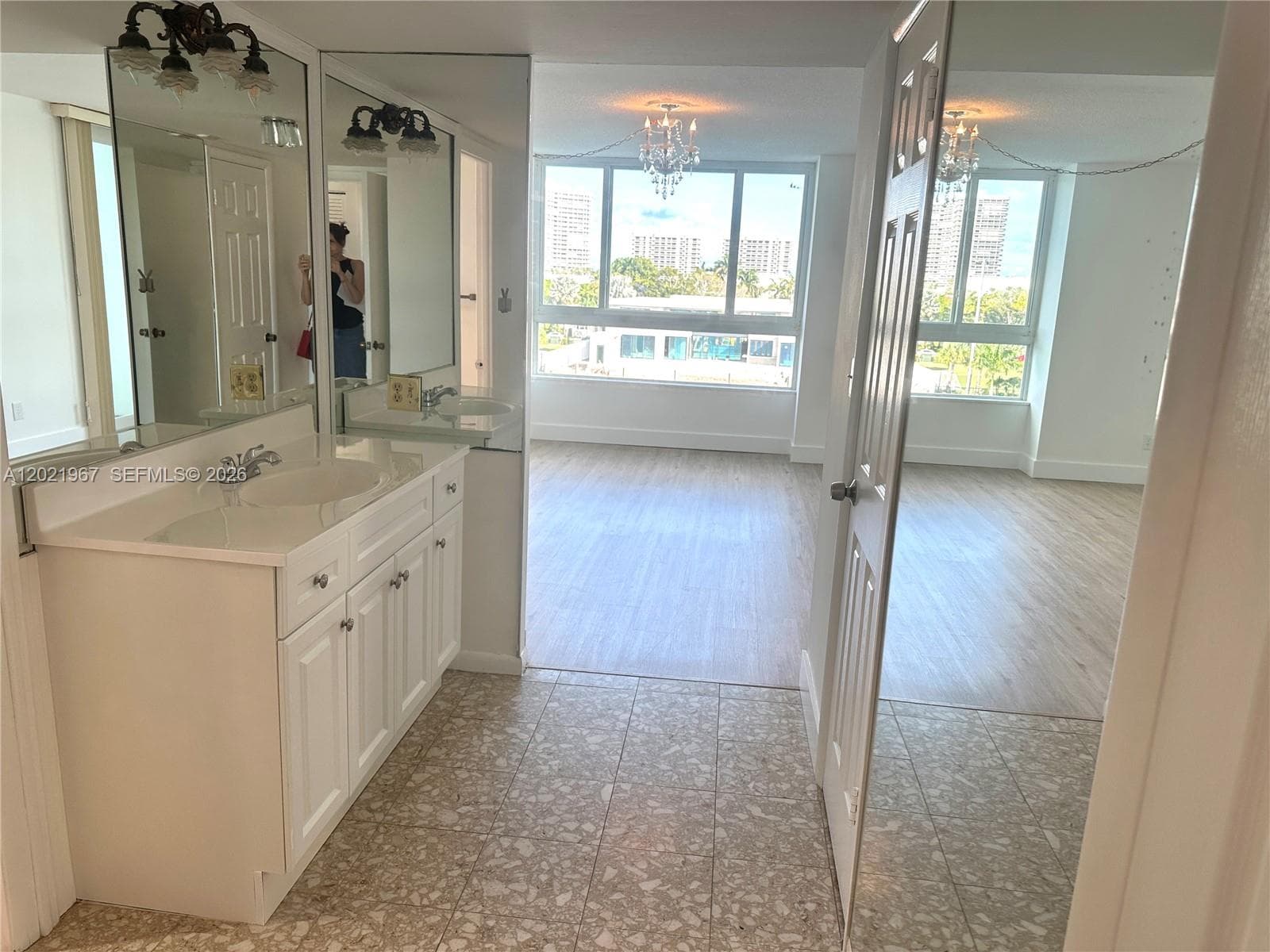 9501 E Bay Harbor Dr 5B photo 15