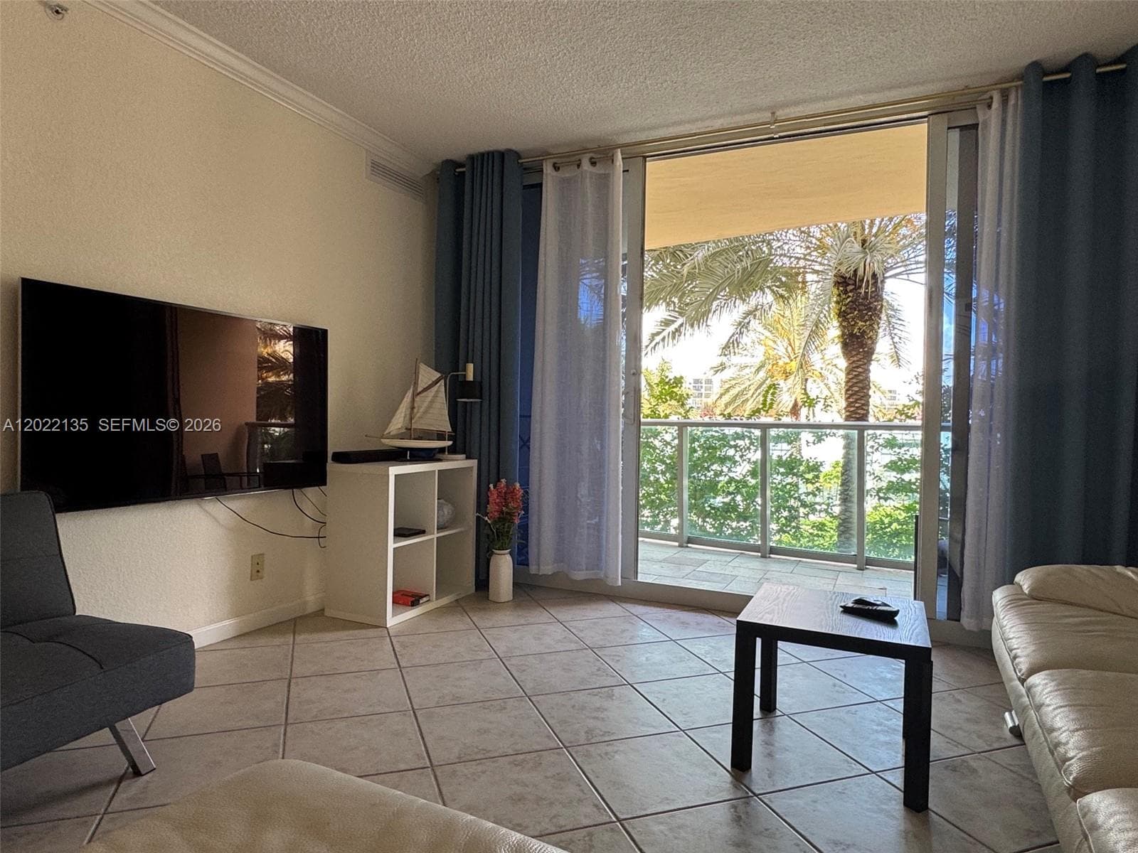 2501 S Ocean Dr 328 photo 3