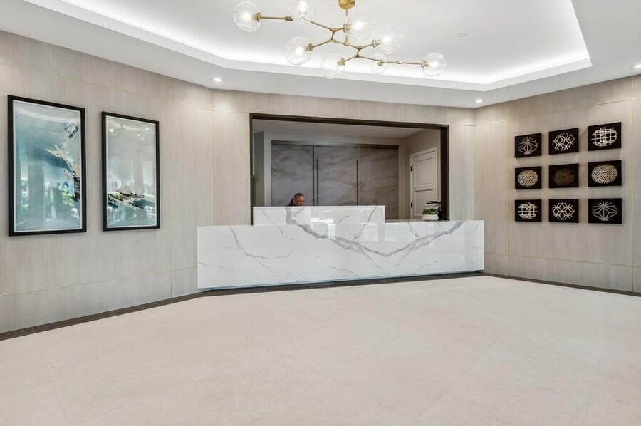 86 Macfarlane Drive #8f 2