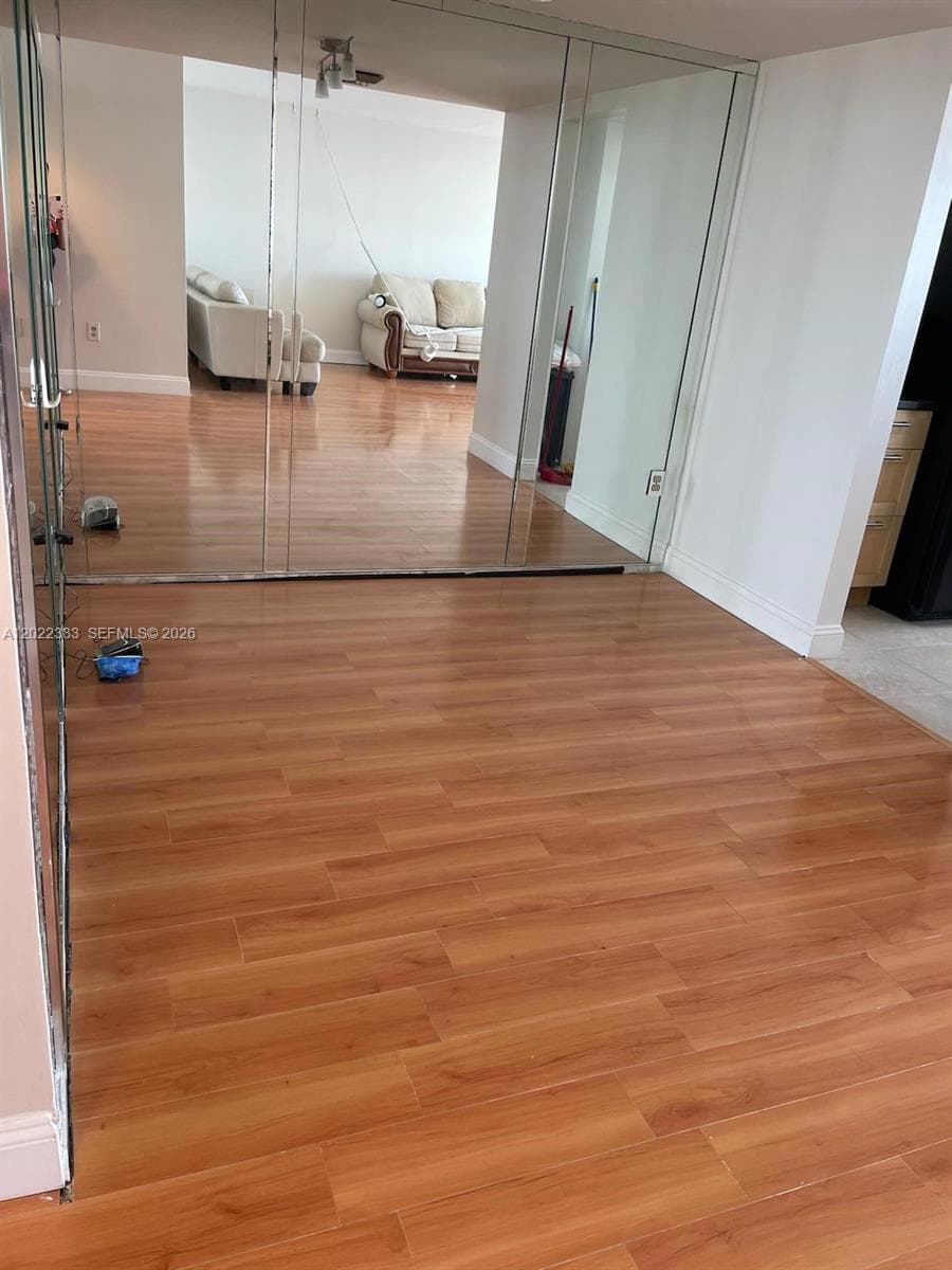 18021 Biscayne Blvd 1701/2 photo 15