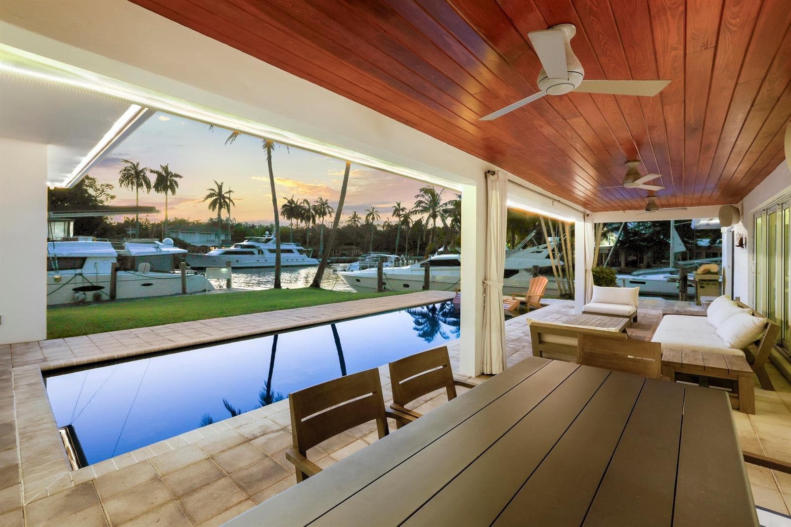 1321 Tangelo Isle 5
