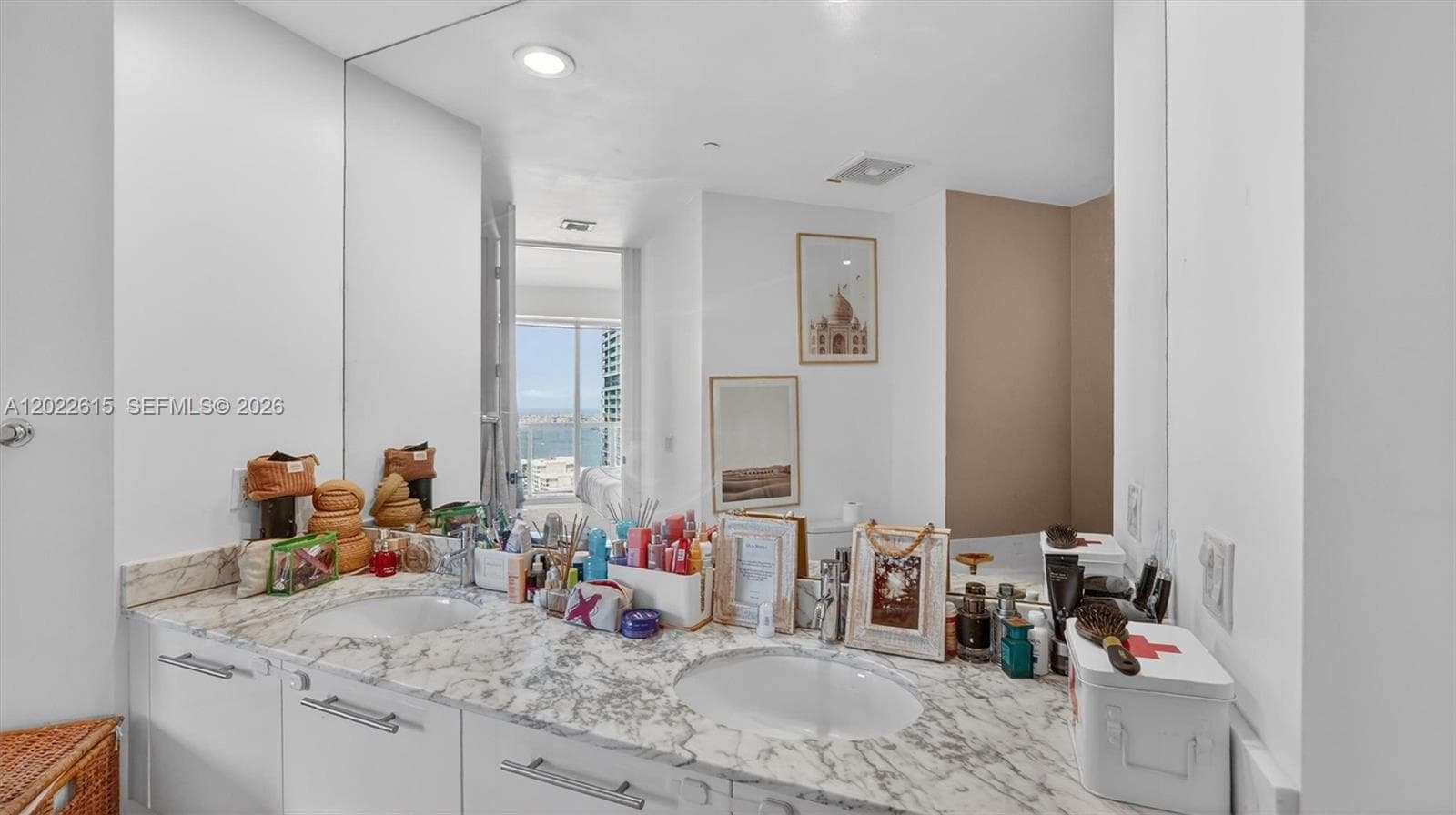 500 Brickell Ave 4102 photo 19