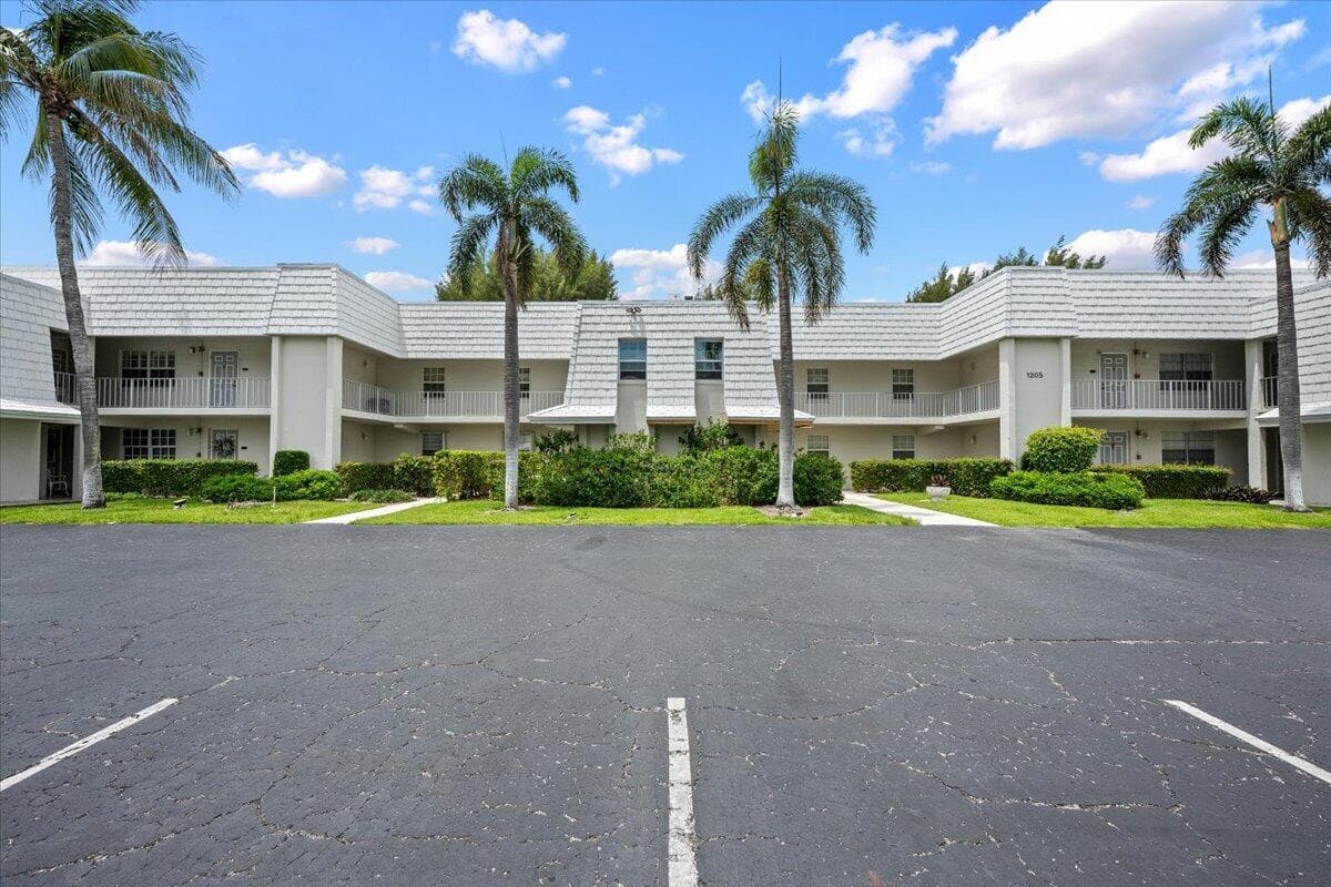 1205 Sandy Lane #145 2