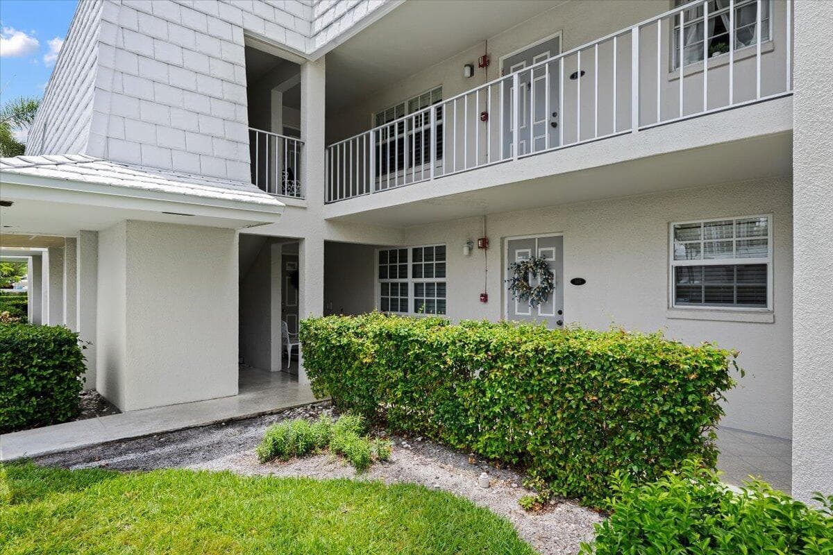 1205 Sandy Lane #145 3