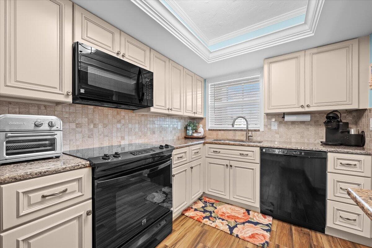 1205 Sandy Lane #145 4