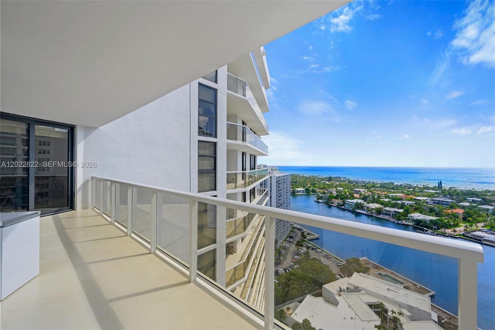 20281 E Country Club Dr 2310 photo 13