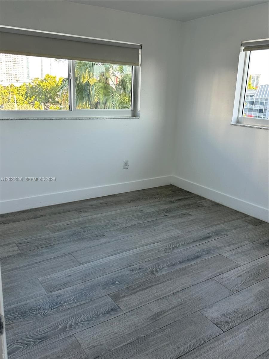 3601 NE 170th St 409 photo 9