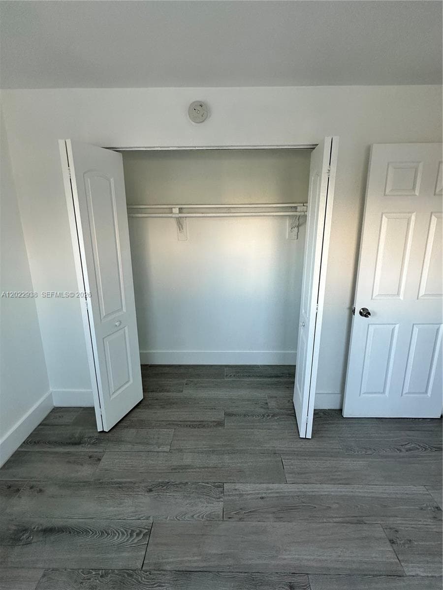 3601 NE 170th St 409 photo 11