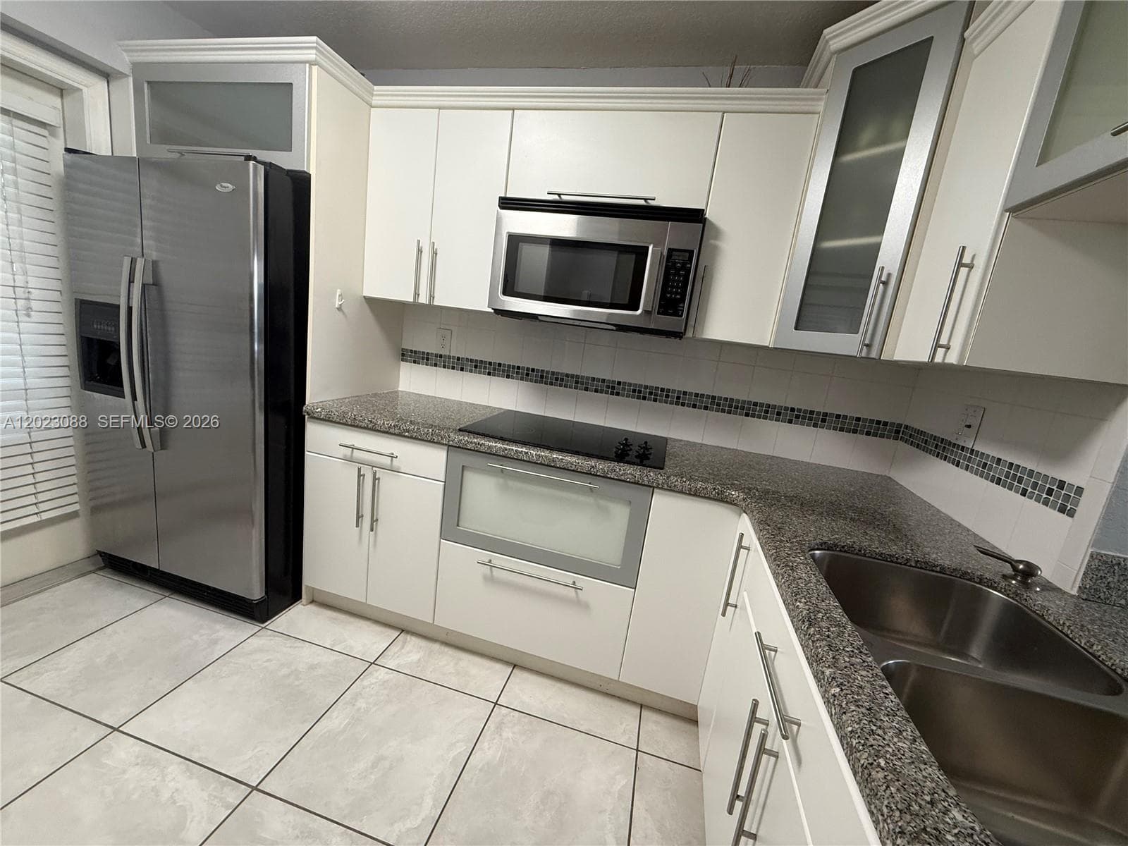 1893 S Ocean Dr 506 photo 4