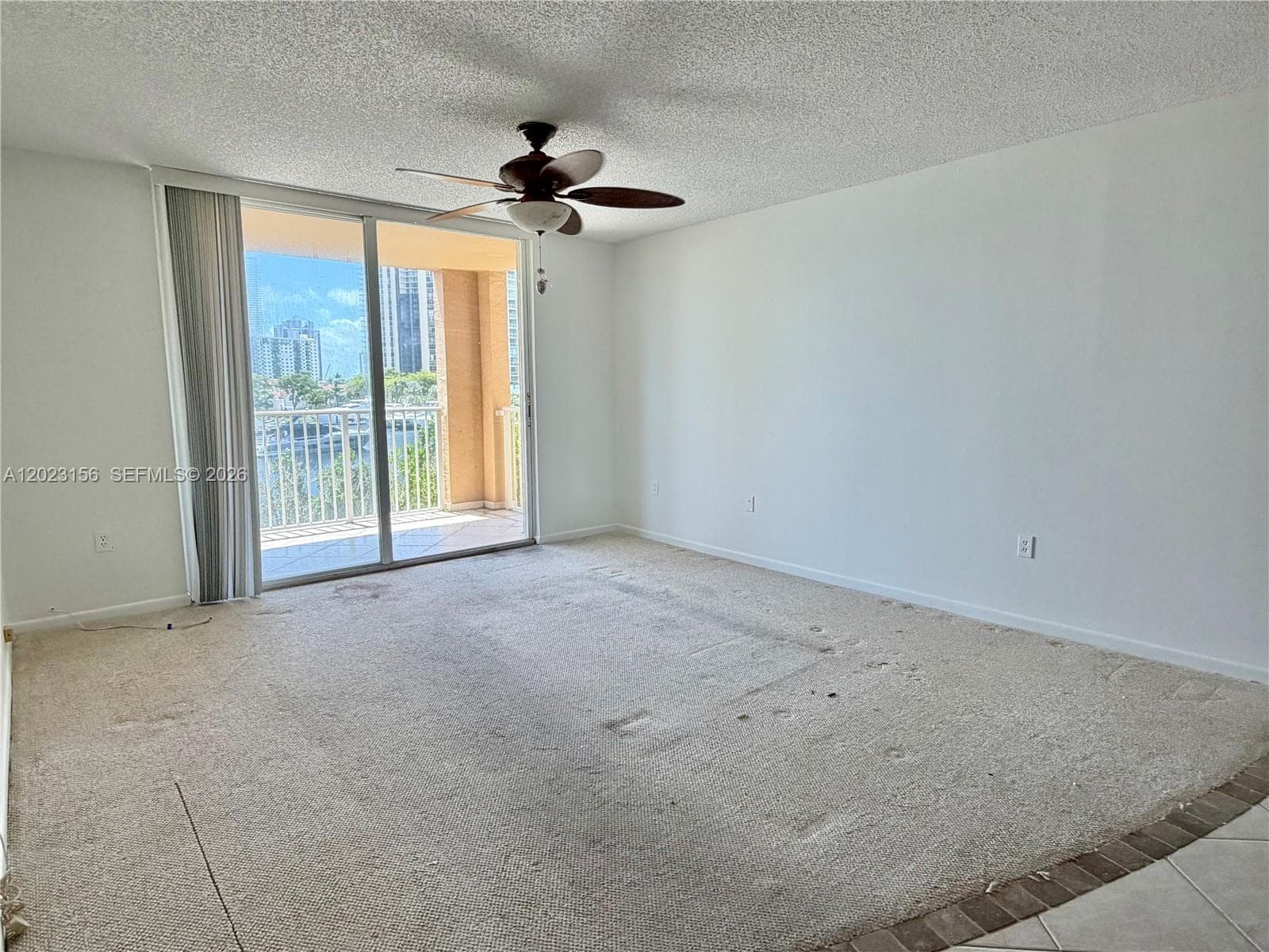 19877 E Country Club Dr 3408 photo 13