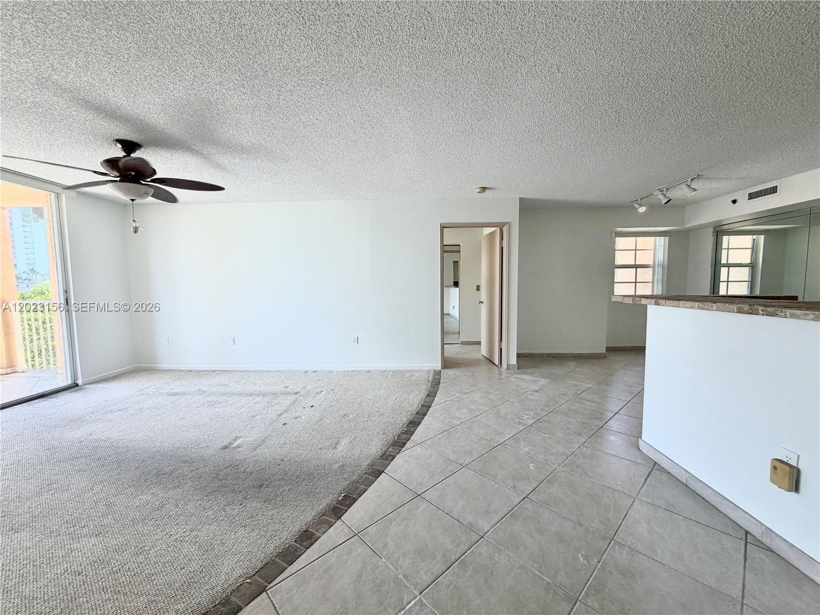 19877 E Country Club Dr 3408 photo 14