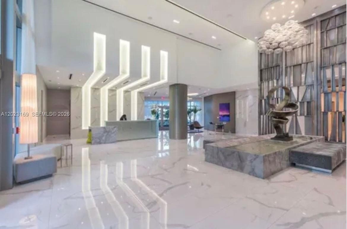 17111 Biscayne Blvd 2209 photo 20