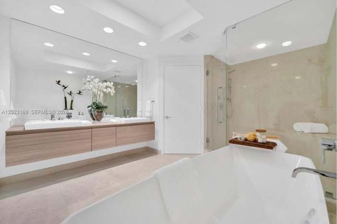 17111 Biscayne Blvd 2209 photo 9