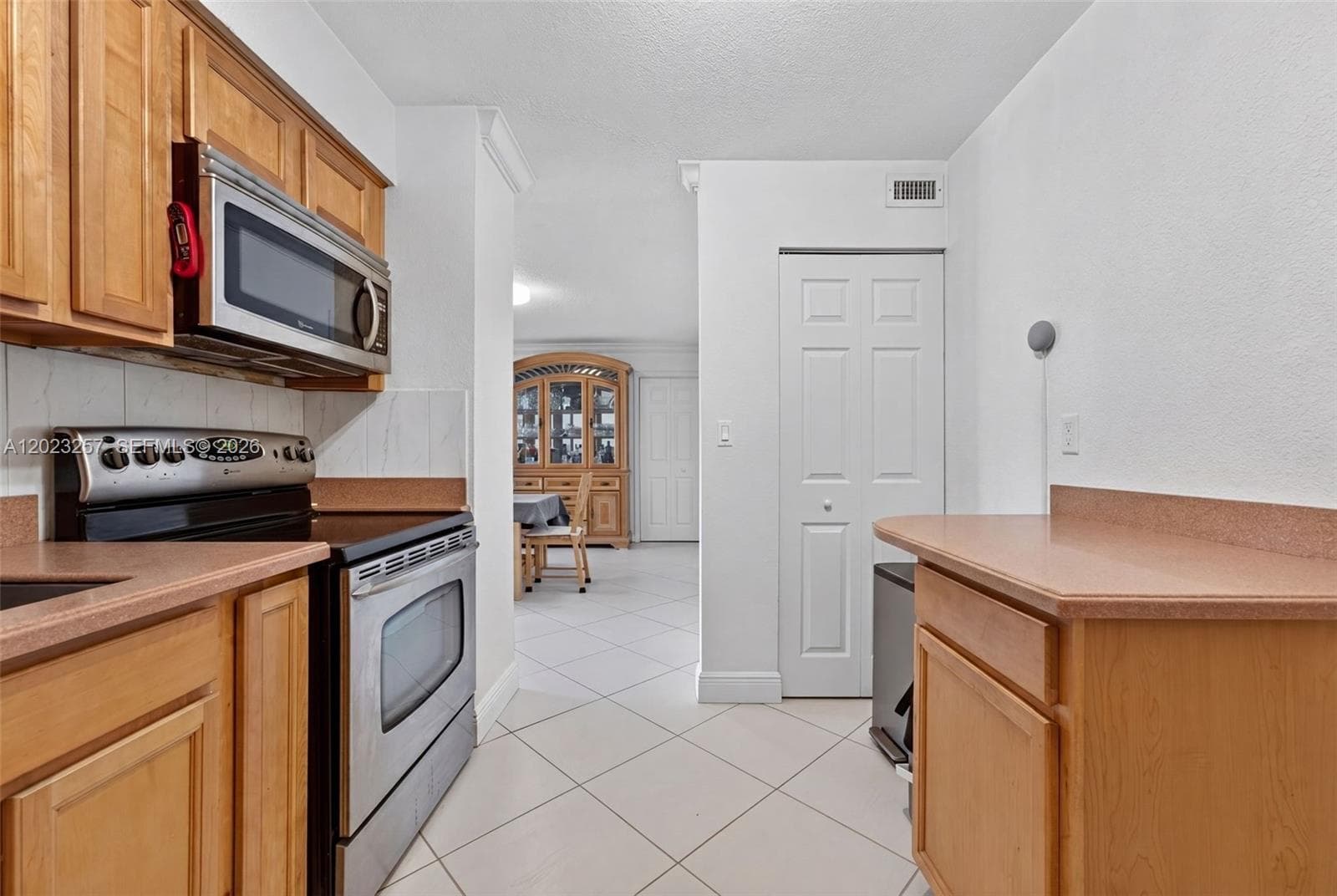 6770 Indian Creek Dr #5D 5