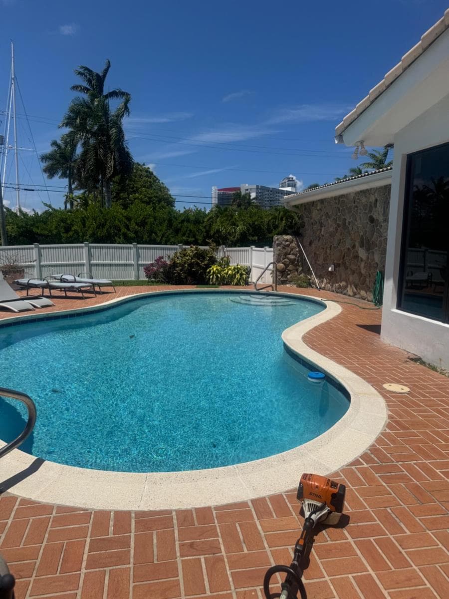 600 Hibiscus Drive 5