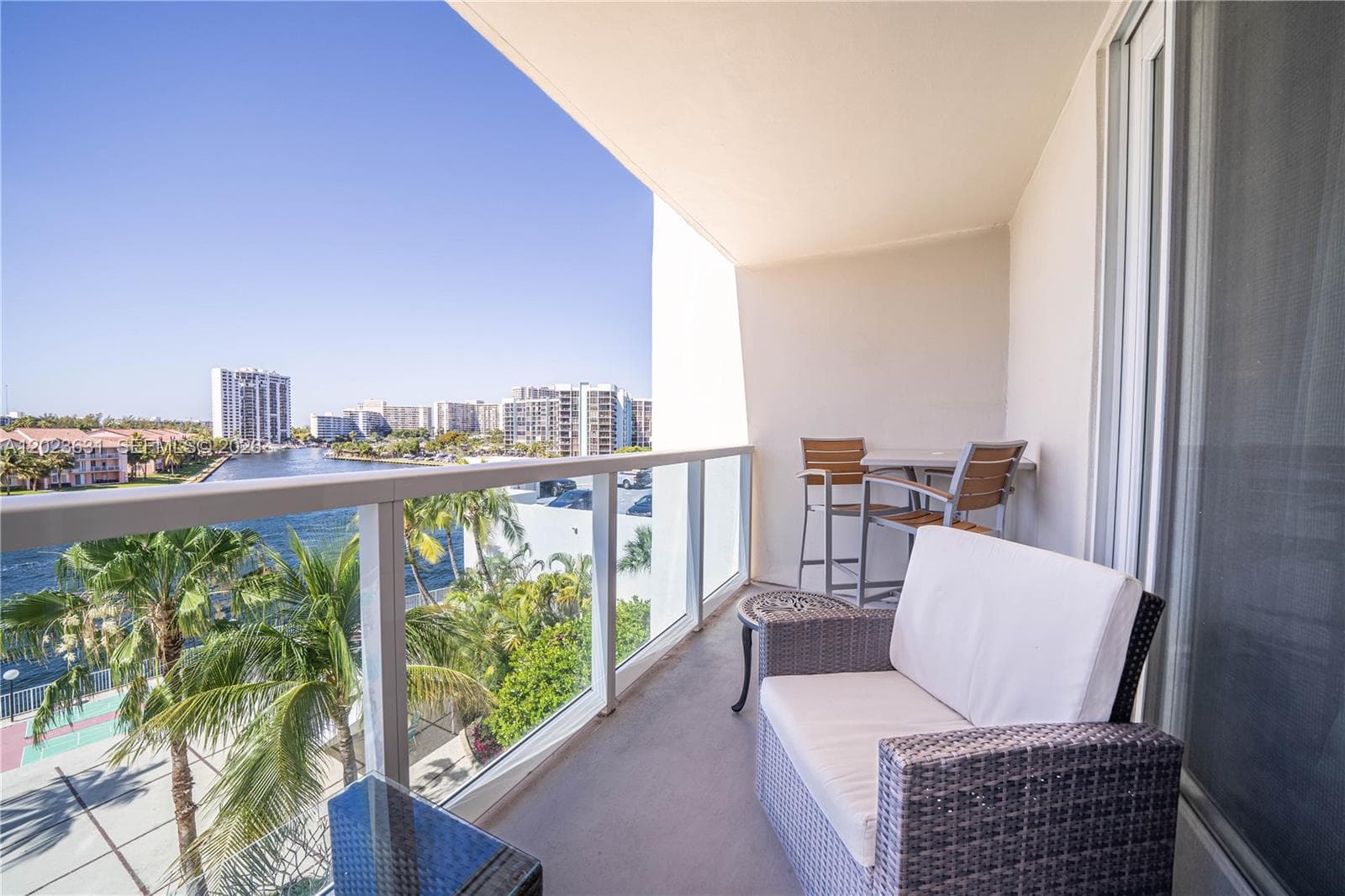 3800 S Ocean Dr 306 photo 5