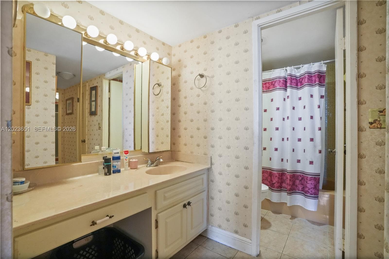 1351 NE Miami Gardens Dr 1006E photo 11