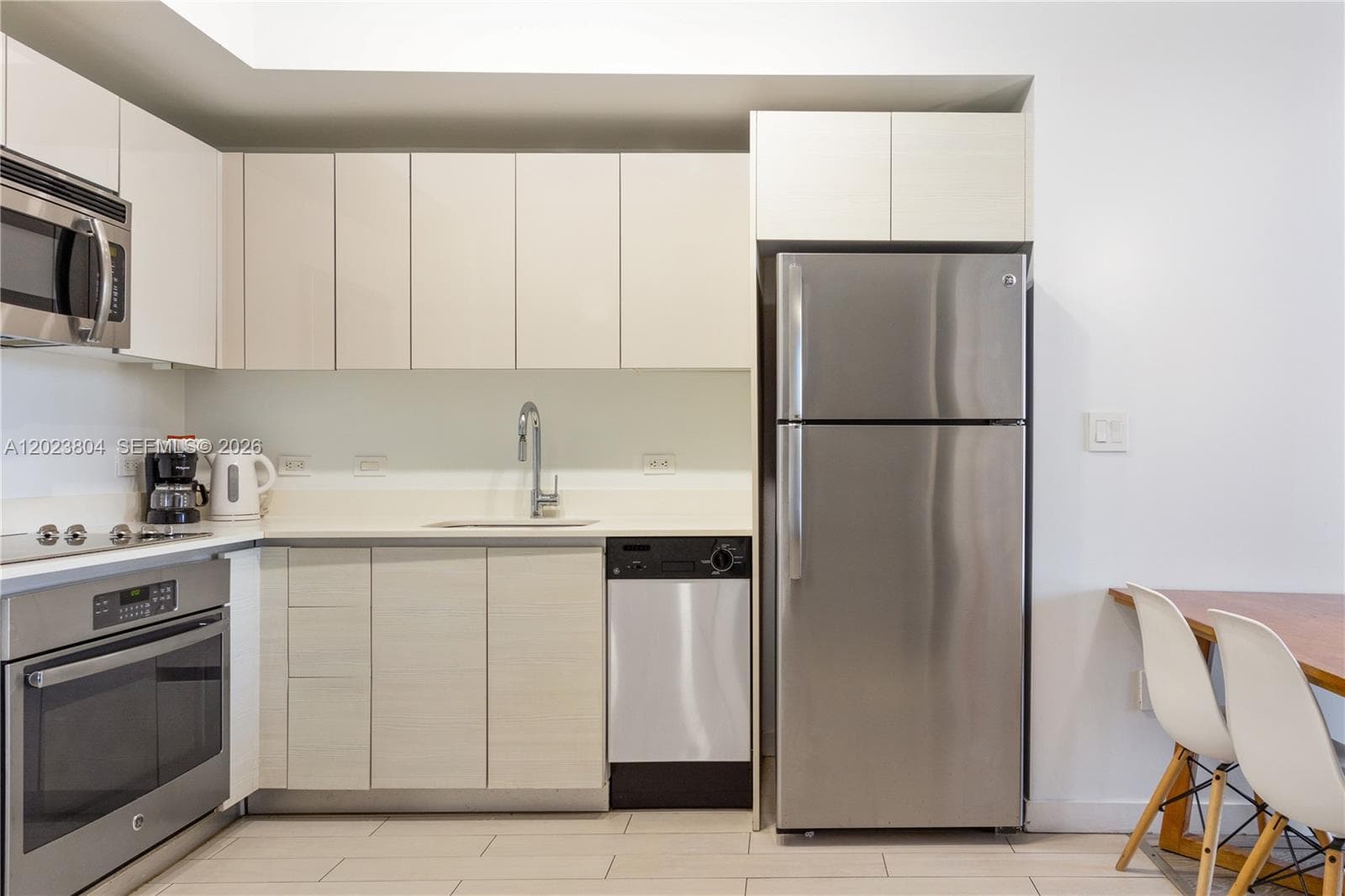 2602 E Hallandale Beach Blvd R309 photo 5