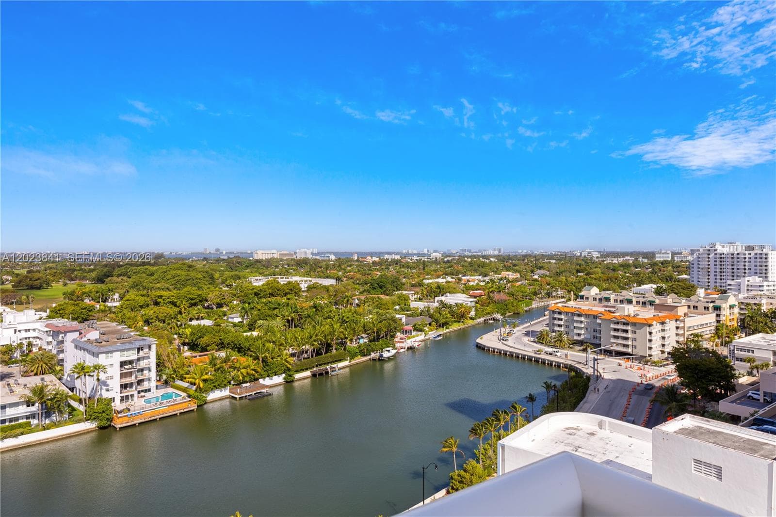 2457 Collins Ave 1602 photo 11
