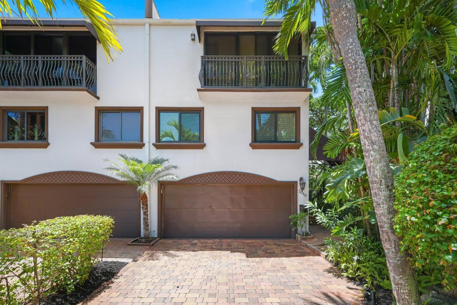 3010 NE 49th Street #7 2
