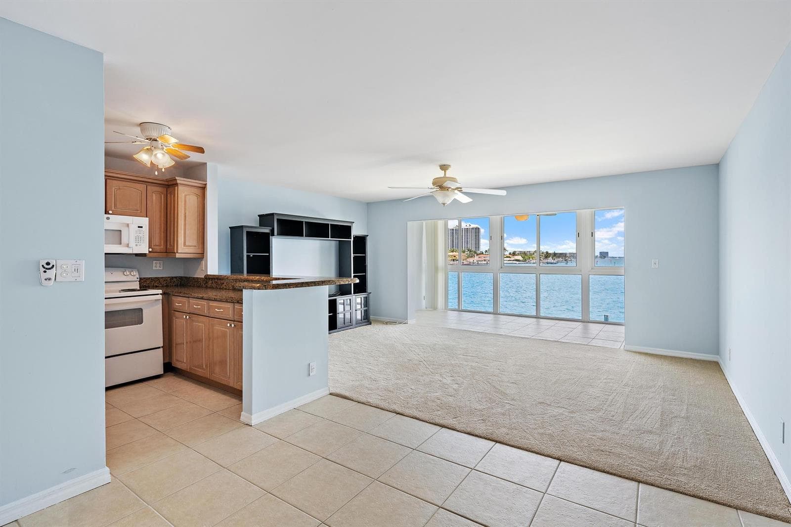 400 Wilma Circle 206 photo 4