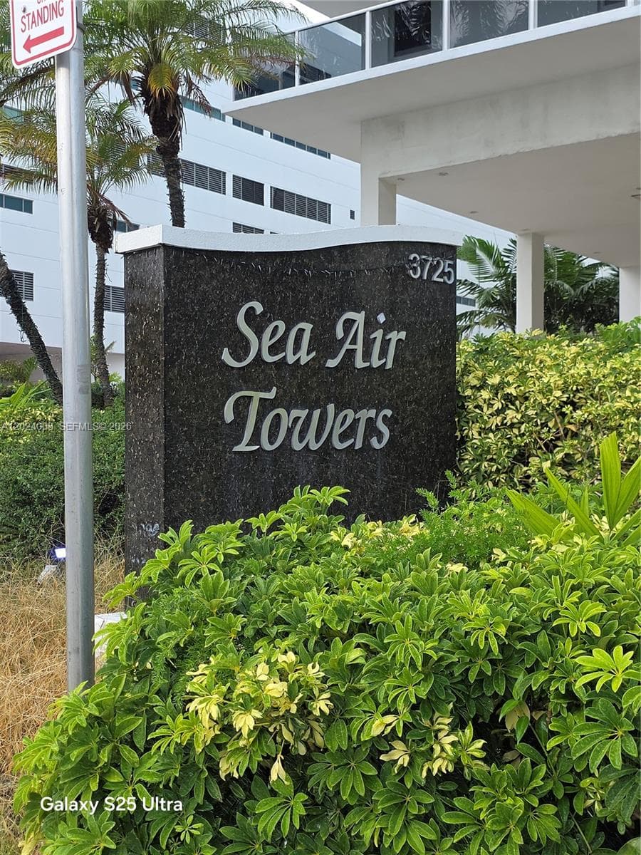 3725 S Ocean Dr 617 photo 2