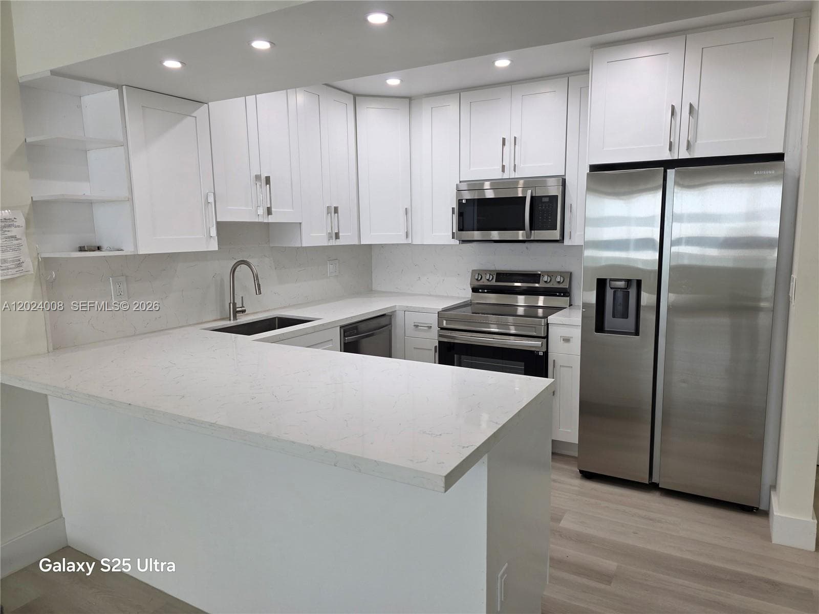 3725 S Ocean Dr 617 photo 15