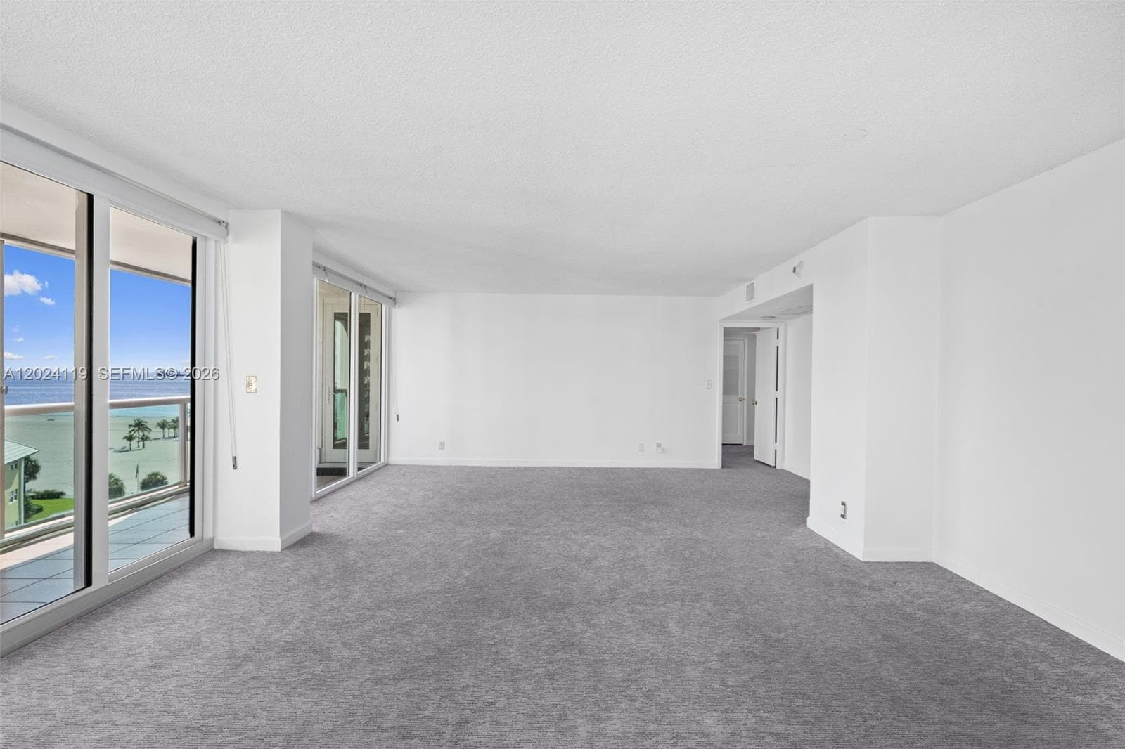 2100 S Ocean Ln 701 photo 9