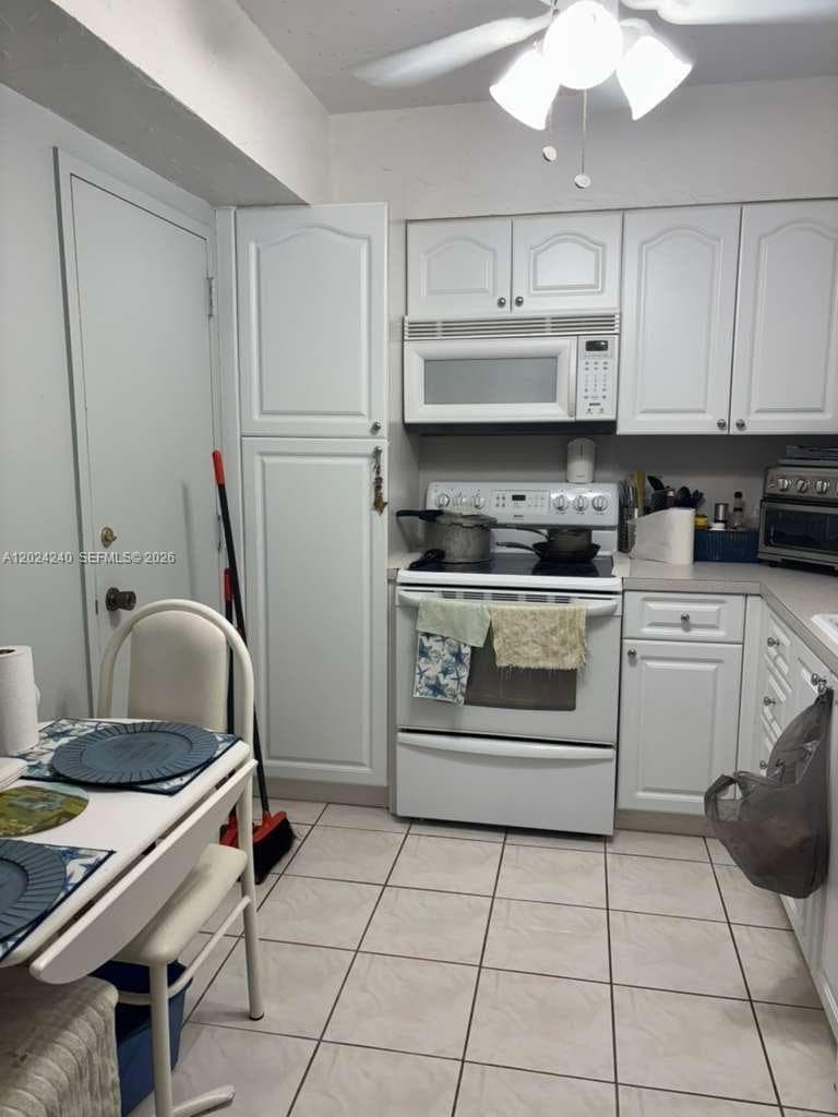 1985 S Ocean Dr 3B photo 3