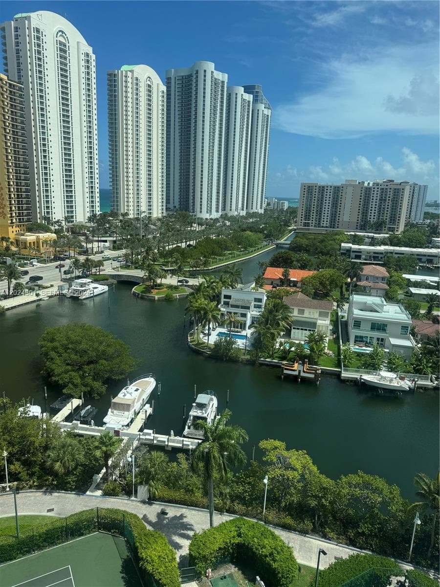 16400 Collins Ave 1242 photo 1