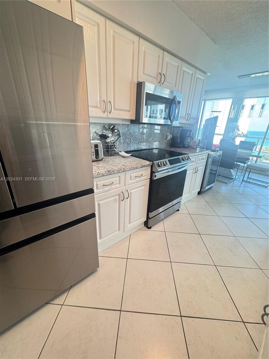 16400 Collins Ave 1242 photo 9