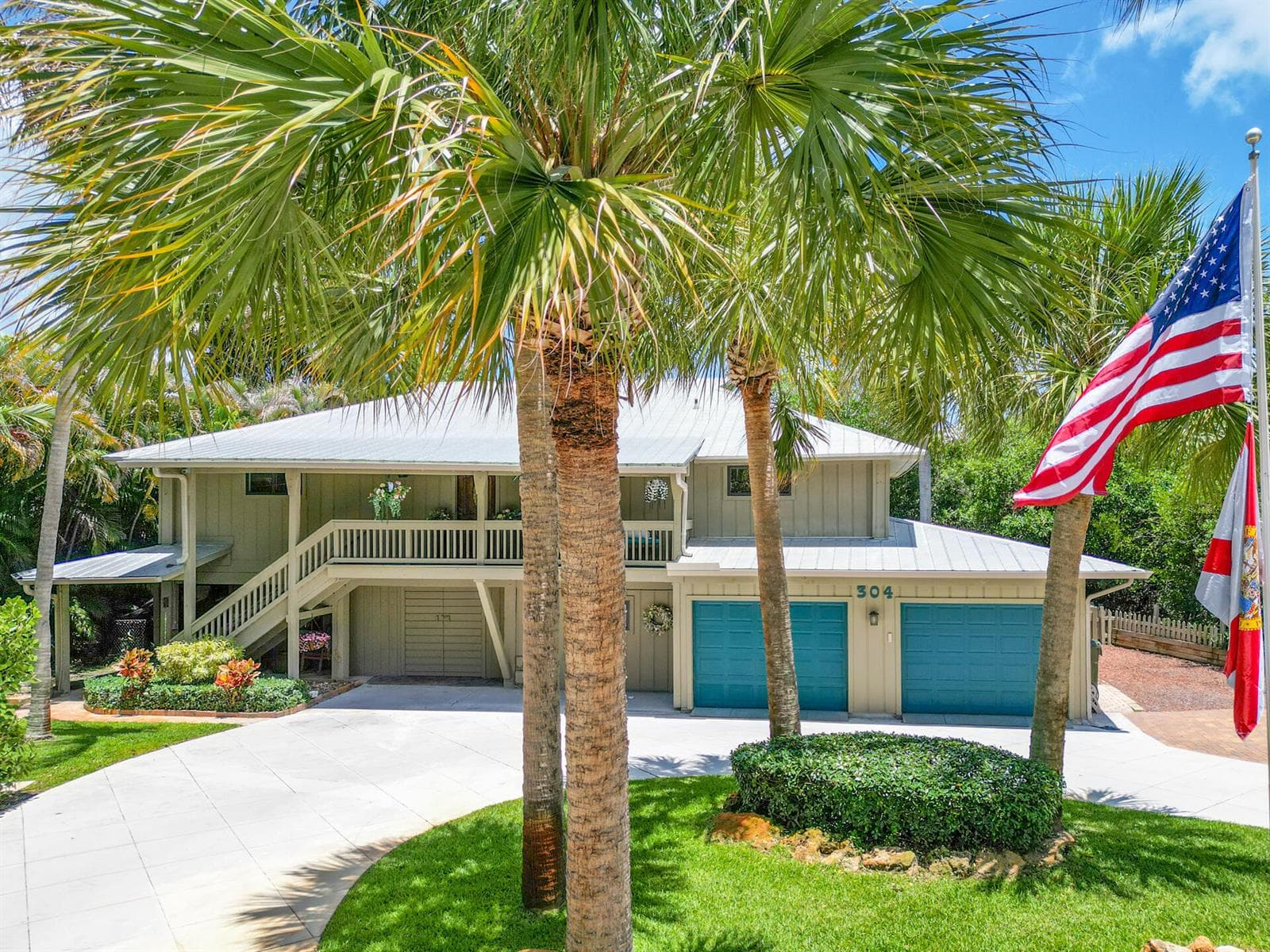 304 SW Indian Groves Drive 5