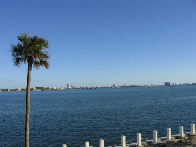 11930 N Bayshore Drive N #706 4