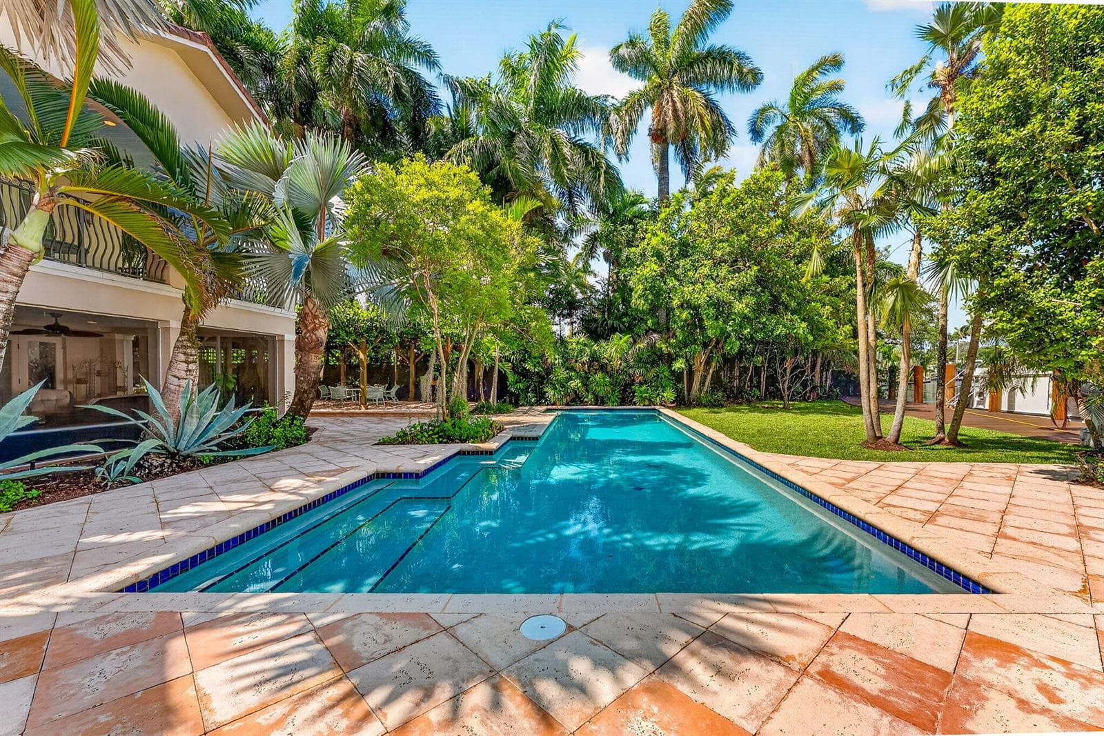829 Coconut Drive 5