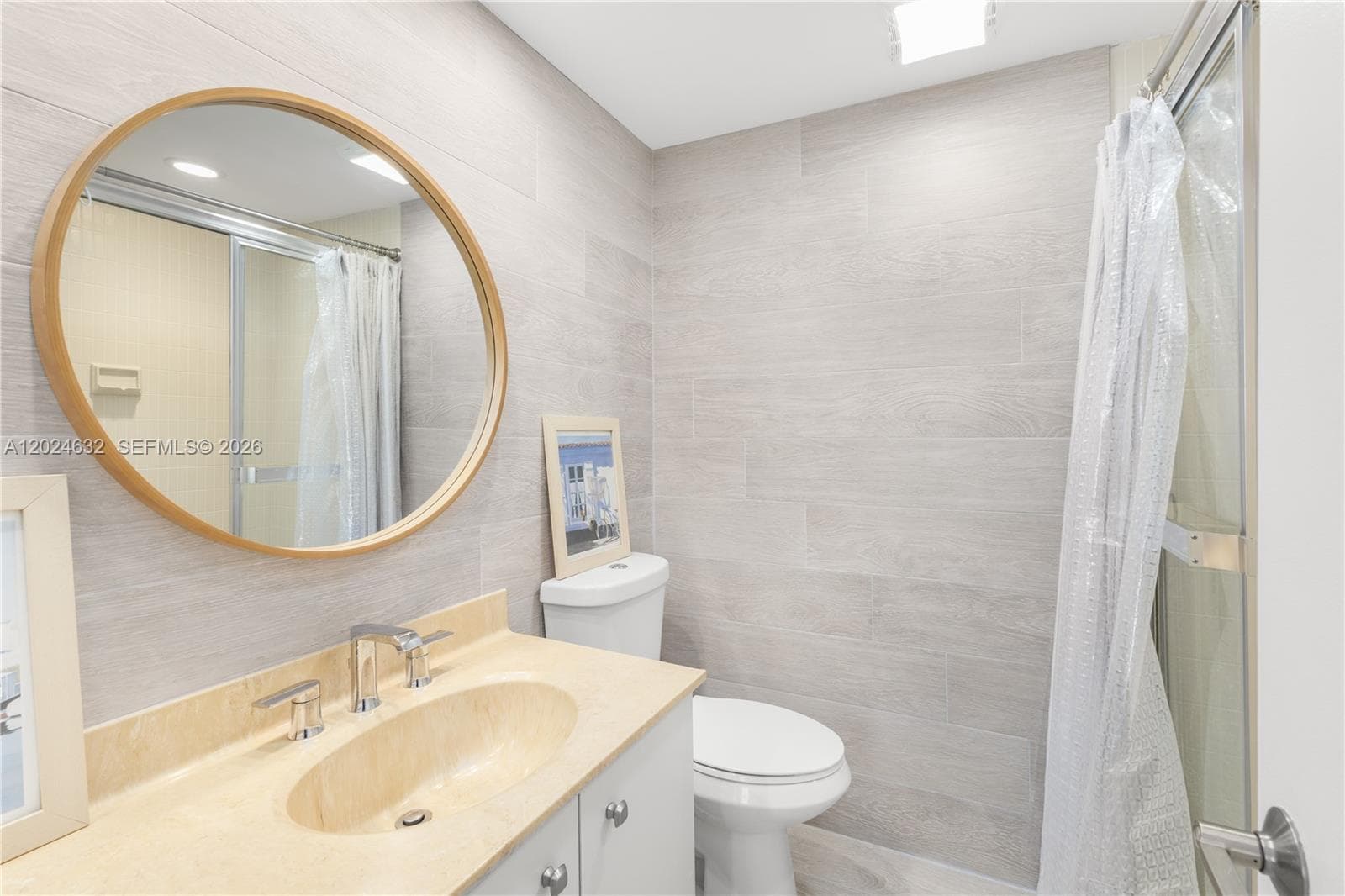 20281 E Country Club Dr 510 photo 22