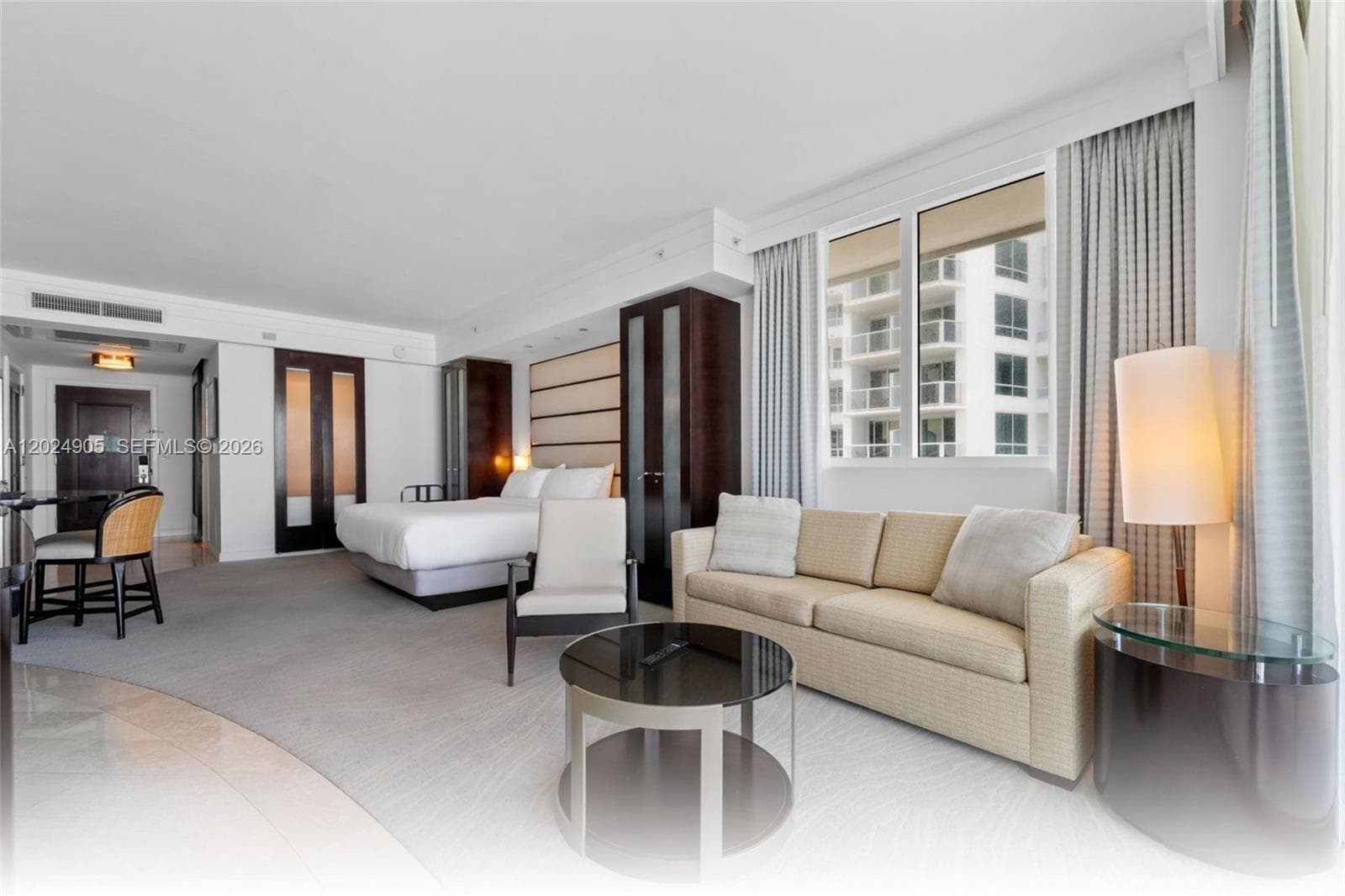 4391 Collins Ave 1001 photo 9