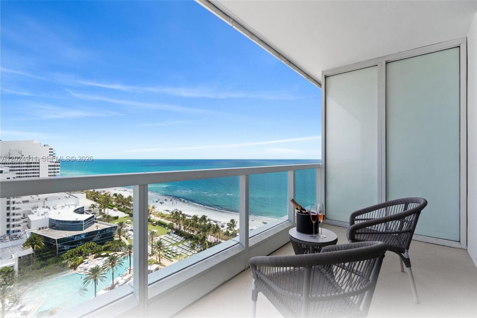 4391 Collins Ave 1002 photo 1