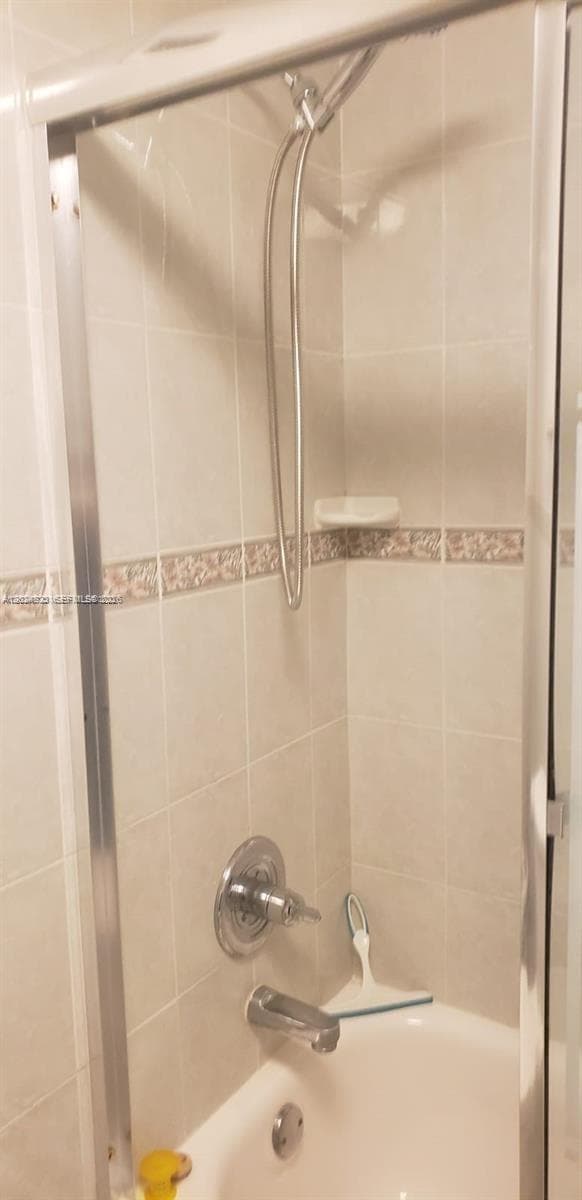 3725 S Ocean Dr 1208 photo 2