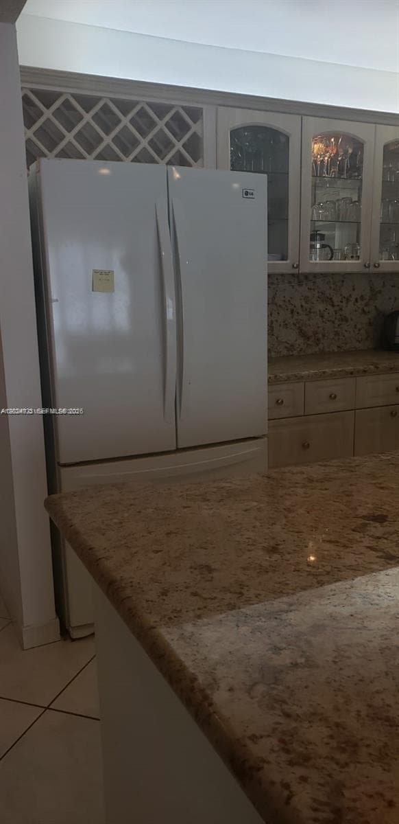 3725 S Ocean Dr 1208 photo 9
