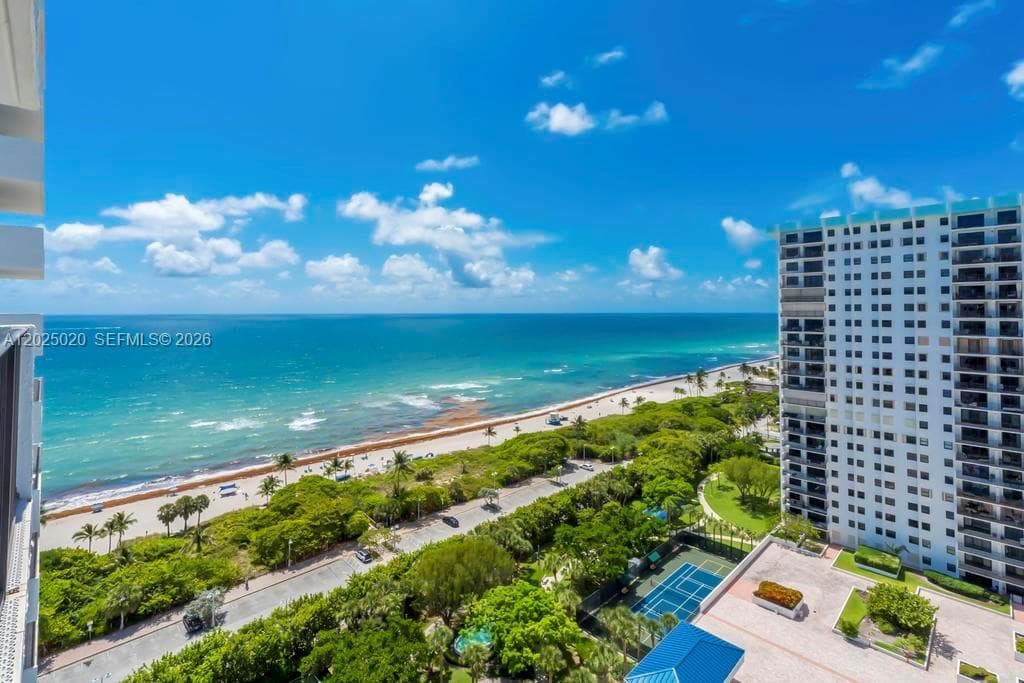 1201 S Ocean Dr 2003N photo 3