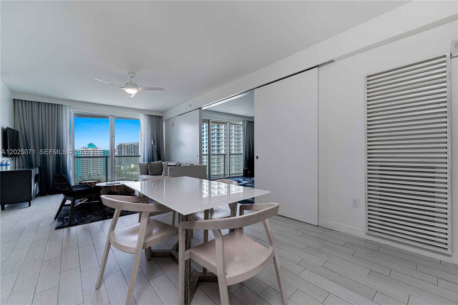 3101 Bayshore Dr 1402 photo 5