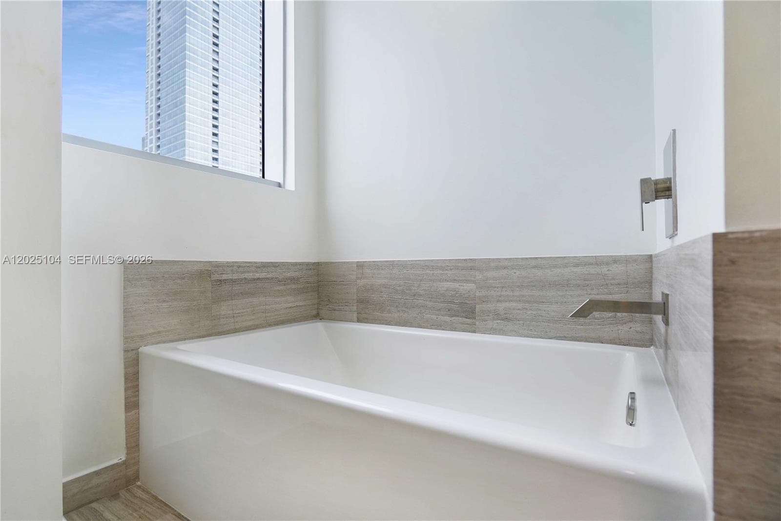 1300 Brickell Bay Dr 3402 photo 17