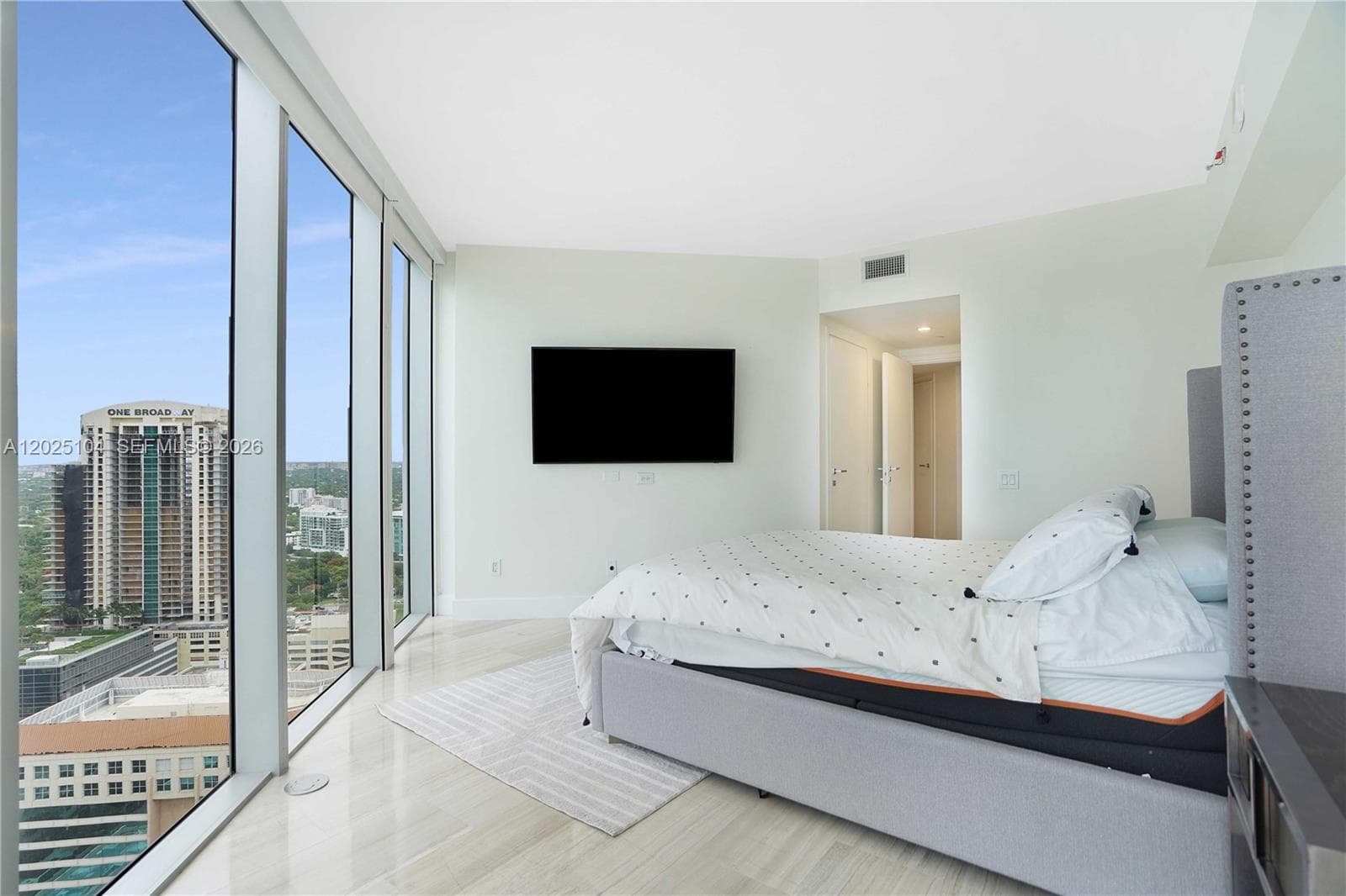 1300 Brickell Bay Dr 3402 photo 10