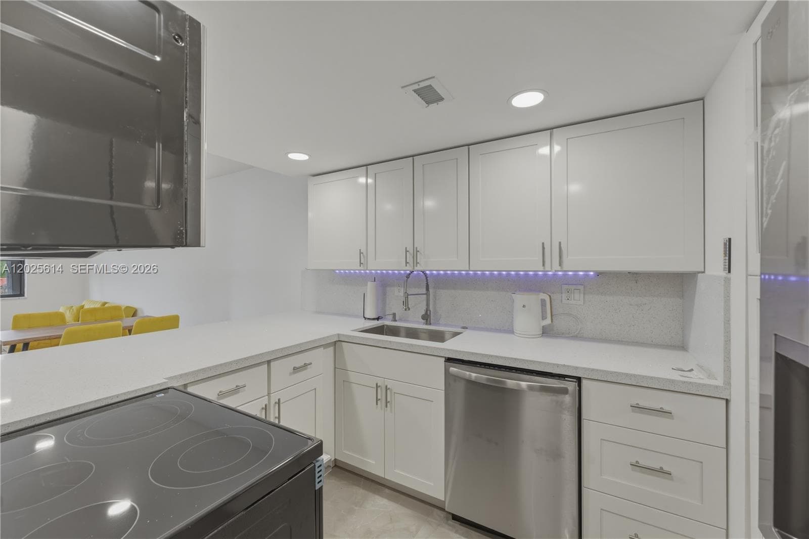 3702 NE 171st St 17 photo 3
