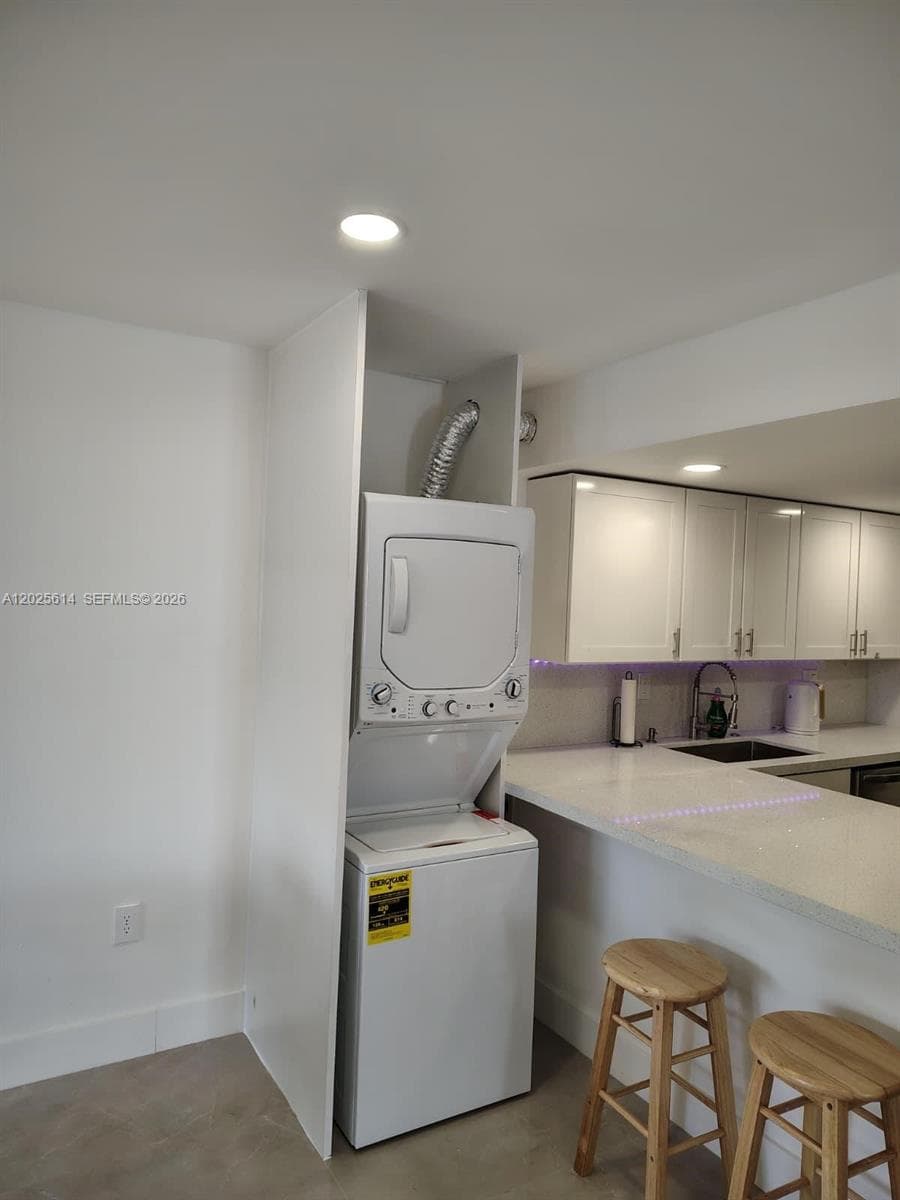 3702 NE 171st St 17 photo 8