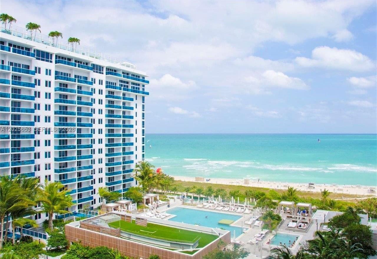2301 Collins Ave 519 photo 1