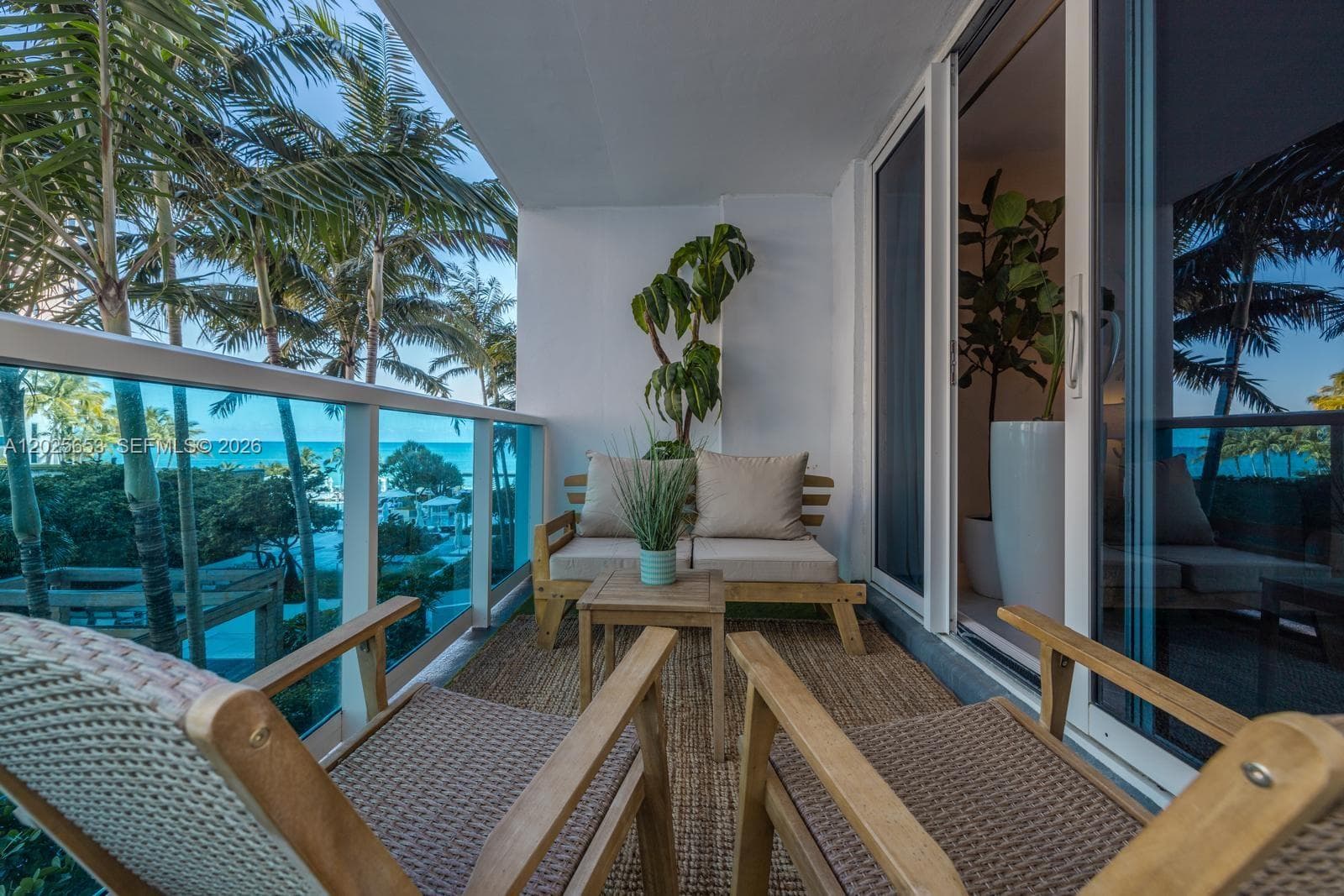 2301 Collins Ave 519 photo 10